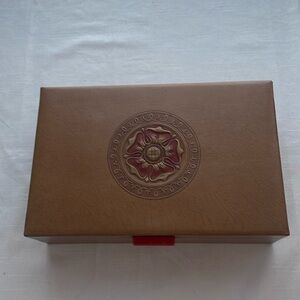 Jewelry or trinket leather case. Rare Great Accent Piece.